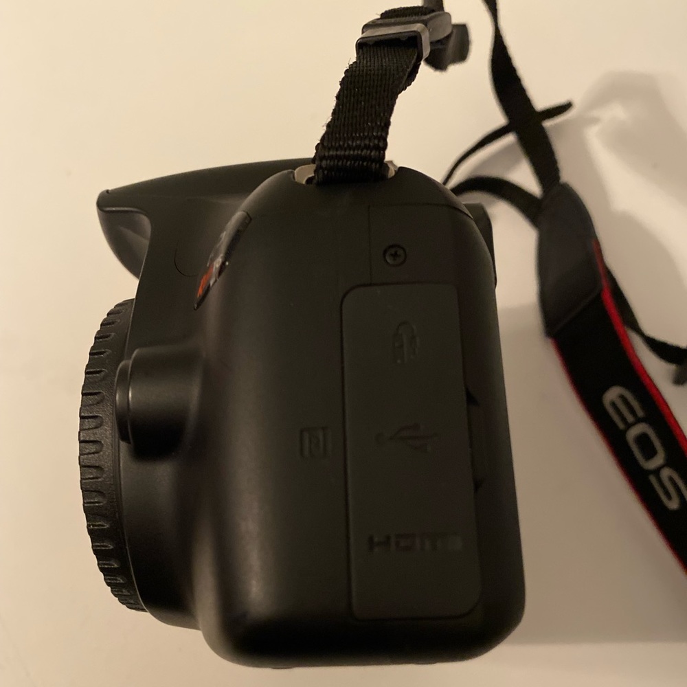 📸 Canon EOS Rebel T6 Body – Black | Barely Used | Original Box - Picture 7 of 13